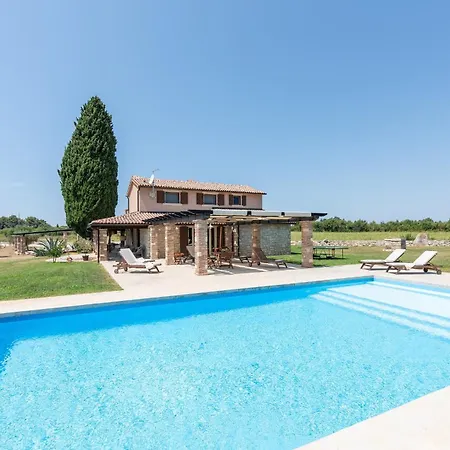 Holiday home Nona Kapona